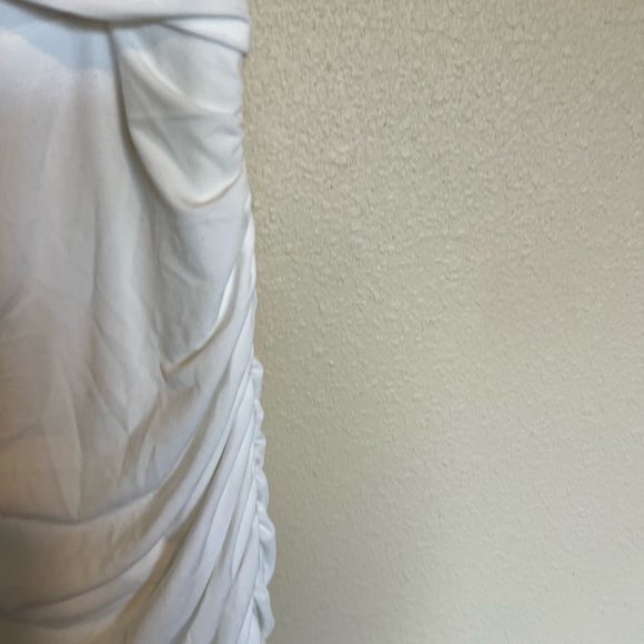 Selfie Leslie Good Vibes Deep V-Neckline Ruched Mini Dress White S - Picture 10 of 12